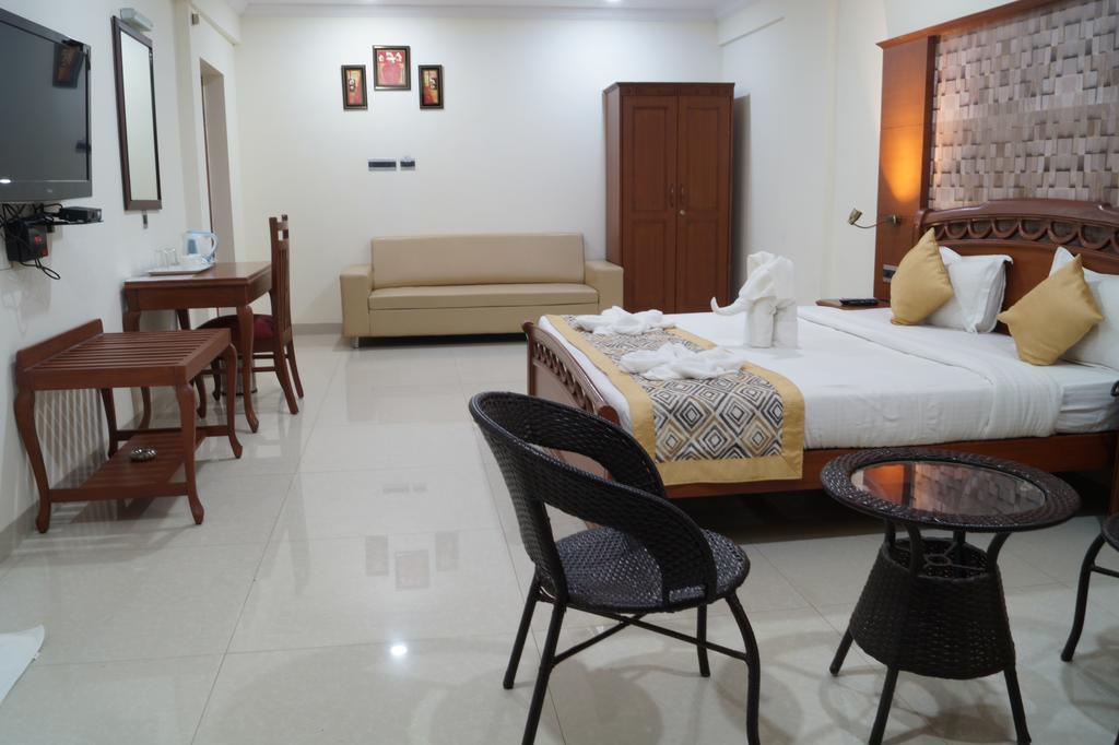 Pastina Beach Resort Goa Exterior foto